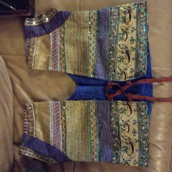 A handmade top - Picture 2 of 4